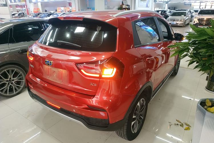 Used Geely Auto Vision X3 2019 Upgraded Model 1.5L CVT Prestige Version Rear Right 45 Deg