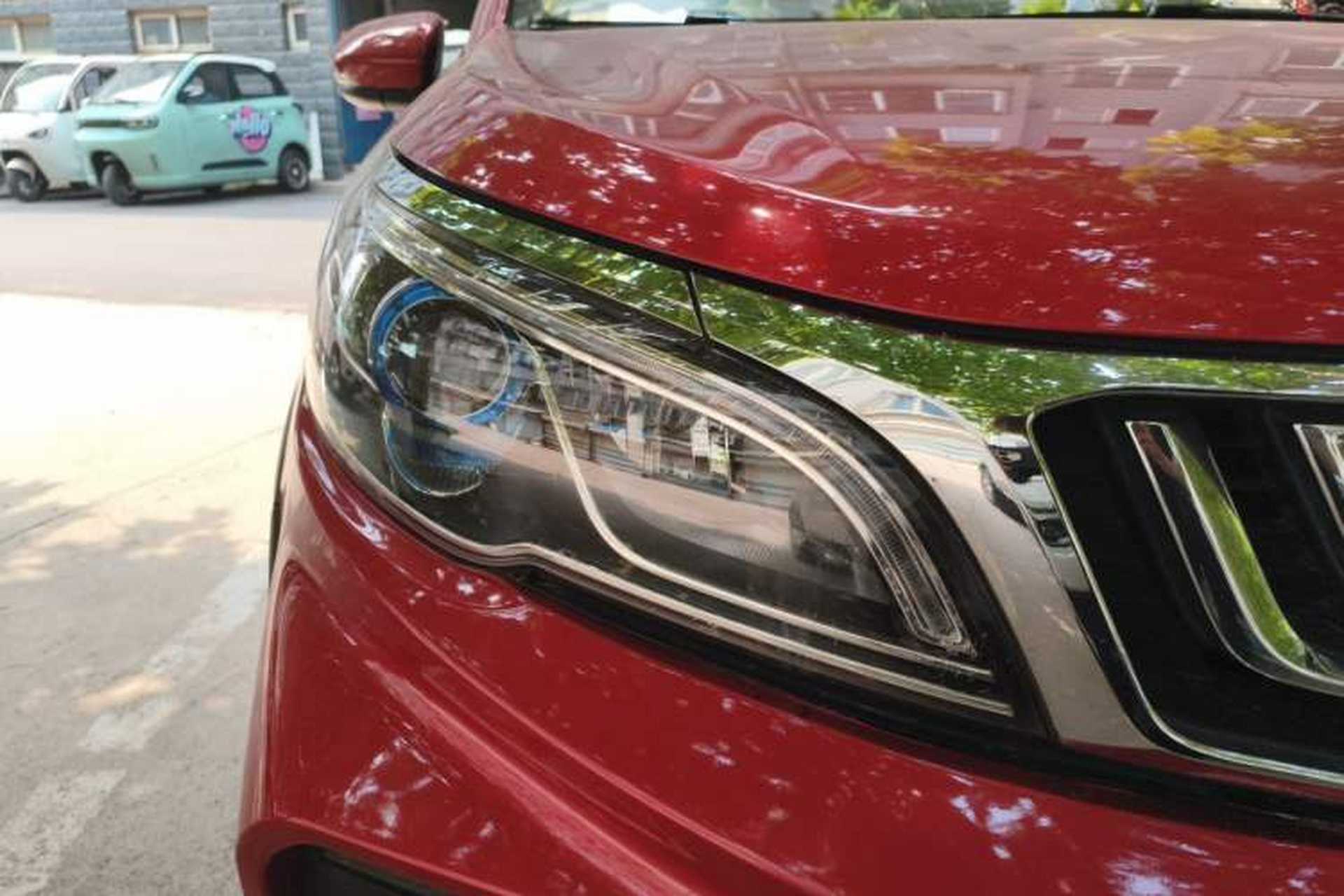 Used Geely Auto Vision X3 2019 Upgraded Model 1.5L CVT Prestige Version Right Front Headlight