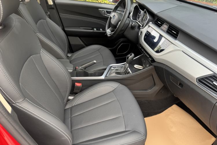 Used Geely Auto Vision X3 2019 Upgraded Model 1.5L CVT Prestige Version Right Front Seat