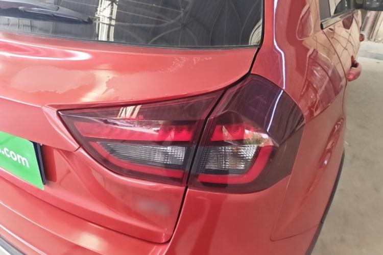 Used Geely Auto Vision X3 2019 Upgraded Model 1.5L CVT Elite Version Right Rear Taillight
