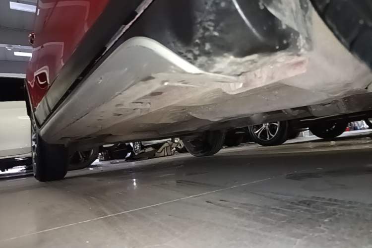 Used Geely Auto Vision X3 2019 Upgraded Model 1.5L CVT Prestige Version Right Side Sill