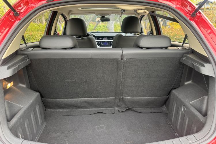 Used Geely Auto Vision X3 2019 Upgraded Model 1.5L CVT Prestige Version Trunk