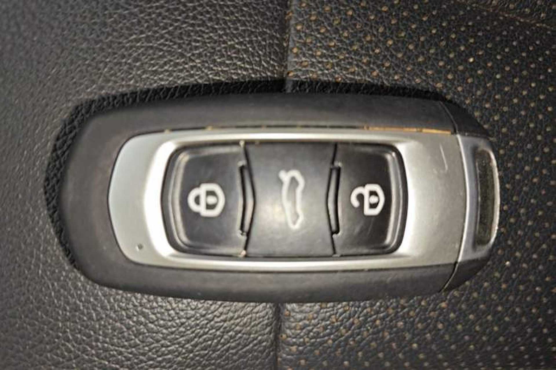 Used Geely Auto Vision X3 2019 Upgraded Model 1.5L CVT Prestige Version Vehicle Key