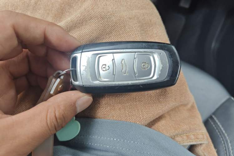 Used Geely Auto Vision X3 2019 Upgraded Model 1.5L CVT Elite Version Vehicle Key