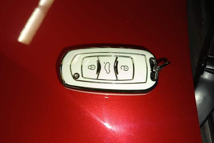 Used Geely Auto Vision X3 2019 Upgraded Model 1.5L CVT Prestige Version Vehicle Key