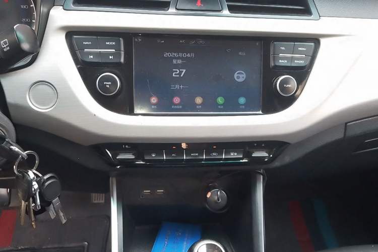 Used Geely Auto Vision X3 2019 Upgraded Model 1.5L Manual Elite Version Audio And AC Panel