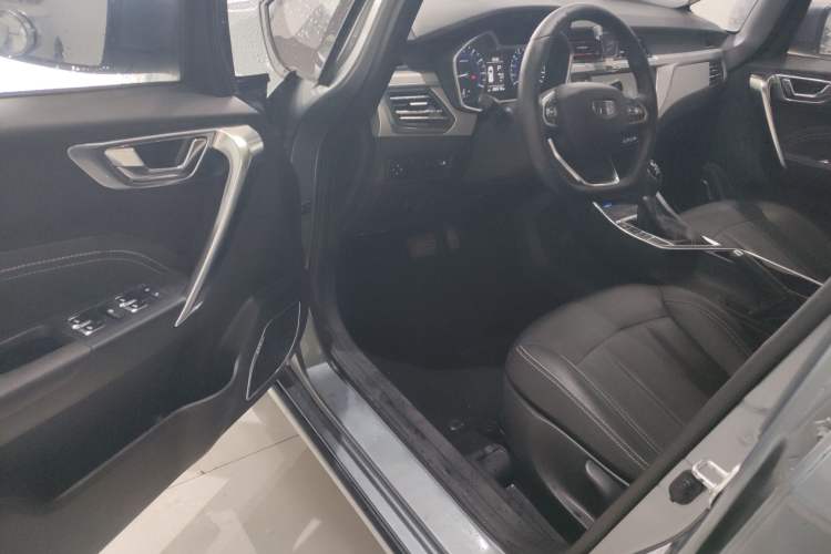 Used Geely Auto Vision X3 2019 Upgraded Model 1.5L CVT Prestige Version Driver Seat