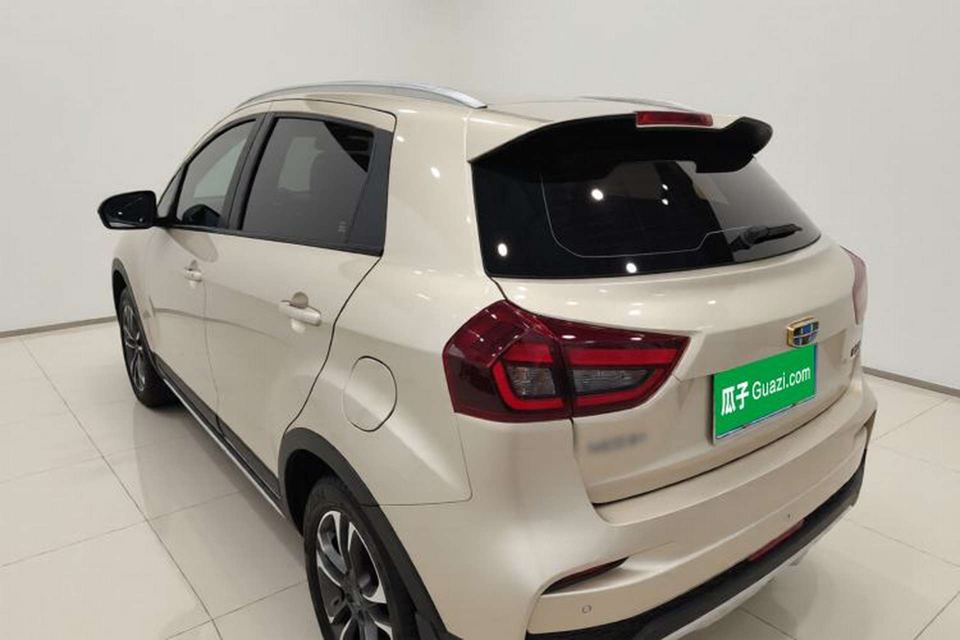 Used Geely Auto Vision X3 2019 Upgraded Model 1.5L CVT Prestige Version Exterior 2