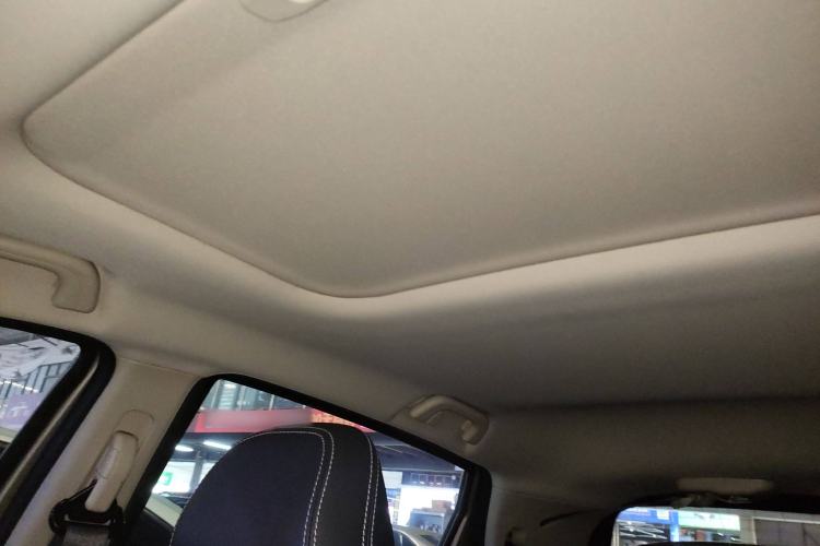 Used Geely Auto Vision X3 2019 Upgraded Model 1.5L CVT Prestige Version Headliner