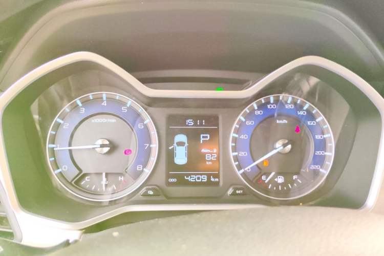 Used Geely Auto Vision X3 2019 Upgraded Model 1.5L CVT Elite Version Instrument Cluster