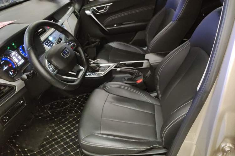 Used Geely Auto Vision X3 2019 Upgraded Model 1.5L CVT Prestige Version Left Front Seat