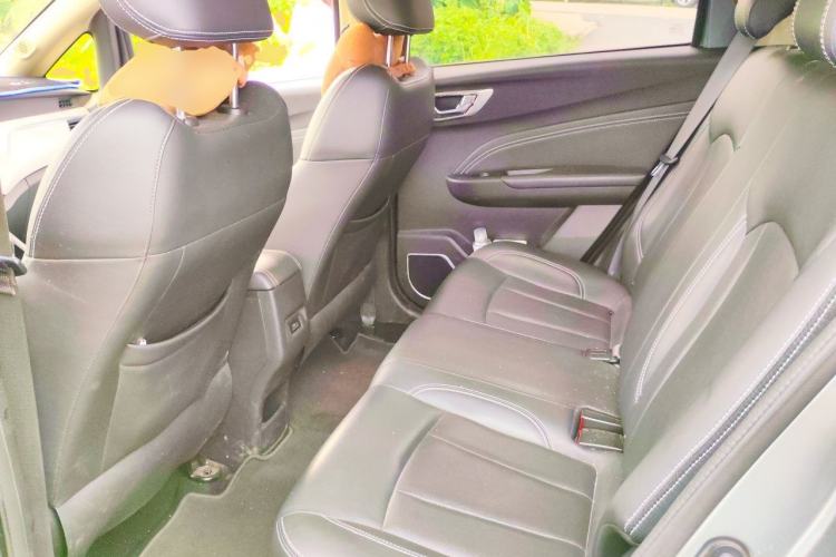 Used Geely Auto Vision X3 2019 Upgraded Model 1.5L CVT Elite Version Left Rear Seat