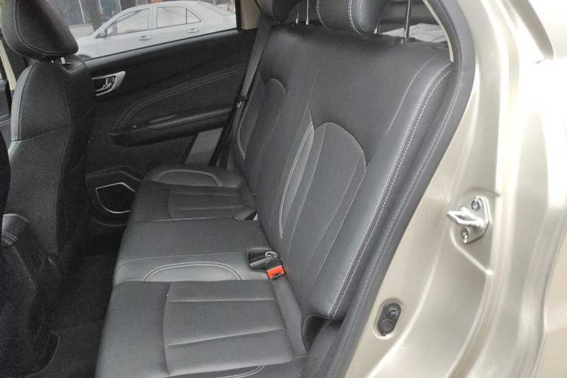 Used Geely Auto Vision X3 2019 Upgraded Model 1.5L CVT Prestige Version Left Rear Seat