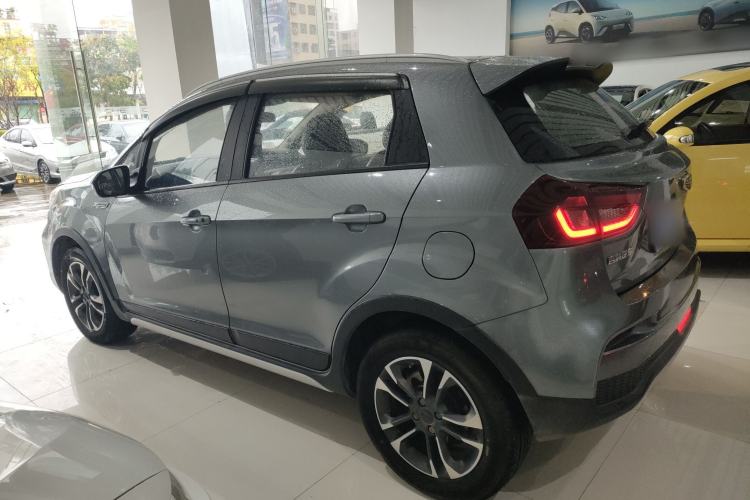 Used Geely Auto Vision X3 2019 Upgraded Model 1.5L CVT Prestige Version Left Side