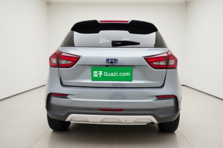 Used Geely Auto Vision X3 2019 Upgraded Model 1.5L CVT Elite Version Rear