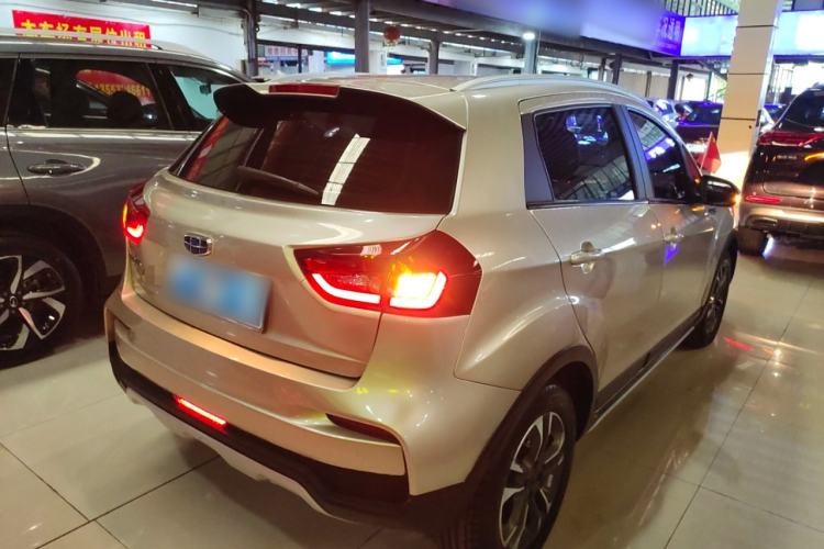 Used Geely Auto Vision X3 2019 Upgraded Model 1.5L CVT Prestige Version Rear Right 45 Deg