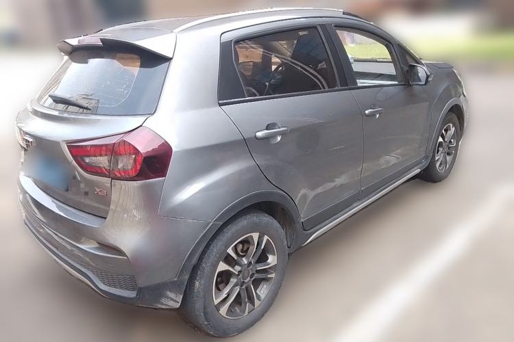 Used Geely Auto Vision X3 2019 Upgraded Model 1.5L Manual Elite Version Rear Right 45 Deg