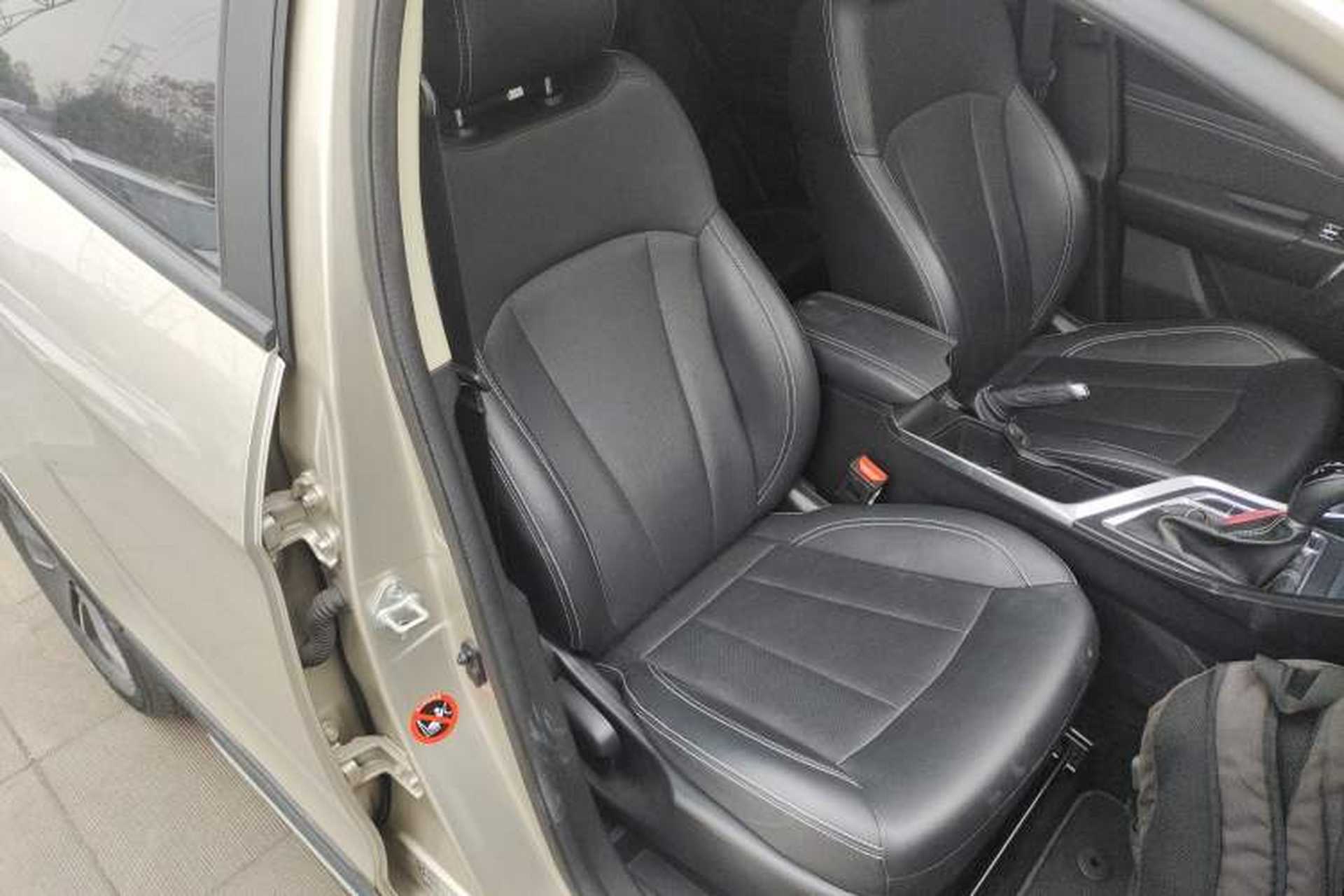 Used Geely Auto Vision X3 2019 Upgraded Model 1.5L CVT Prestige Version Right Front Seat