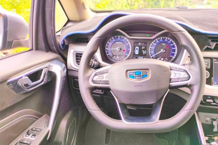 Used Geely Auto Vision X3 2019 Upgraded Model 1.5L CVT Elite Version Steering Wheel