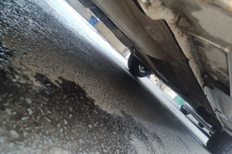 Used Geely Auto Vision X3 2019 Upgraded Model 1.5L Manual Luxury Version Chassis Front Left
