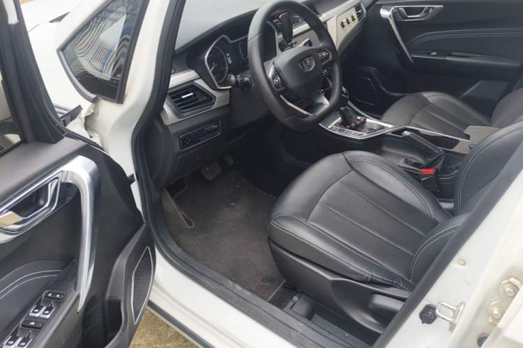 Used Geely Auto Vision X3 2019 Upgraded Model 1.5L CVT Elite Version Driver Seat