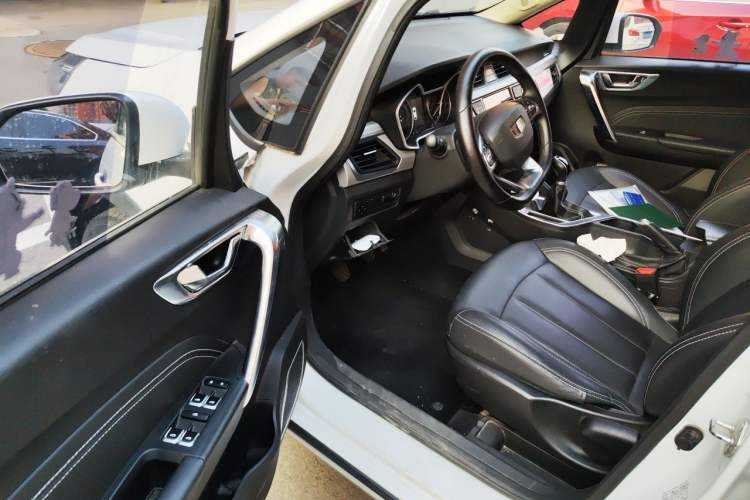 Used Geely Auto Vision X3 2019 Upgraded Model 1.5L Manual Elite Version Driver Seat