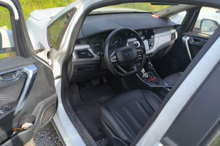 Used Geely Auto Vision X3 2019 Upgraded Model 1.5L CVT Elite Version Driver Seat