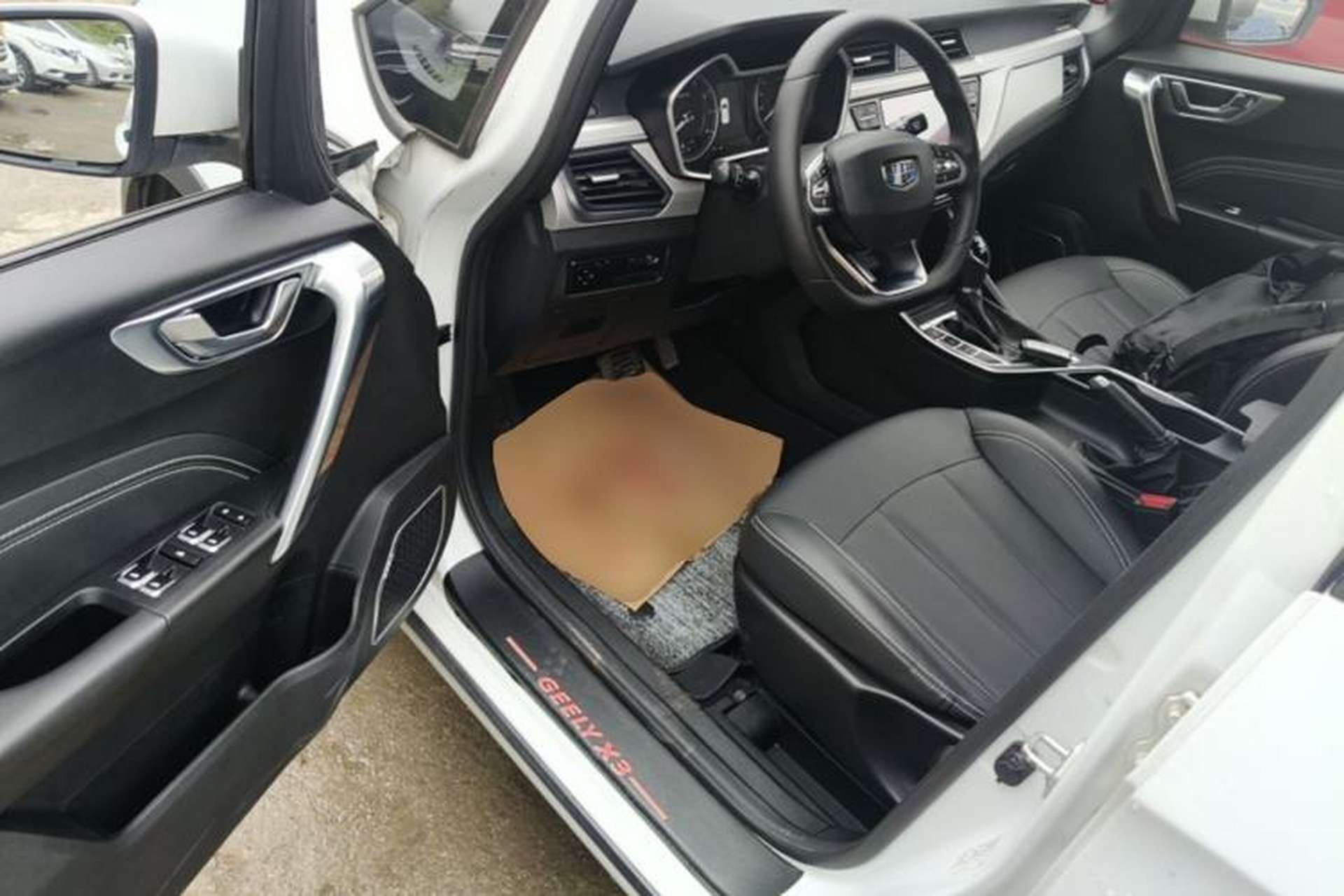 Used Geely Auto Vision X3 2019 Upgraded Model 1.5L CVT Elite Version Driver Seat