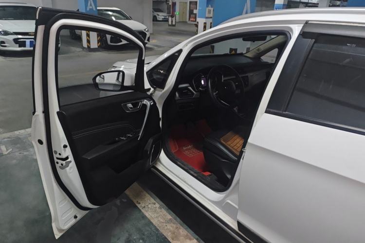 Used Geely Auto Vision X3 2019 Upgraded Model 1.5L CVT Elite Version Driver Seat