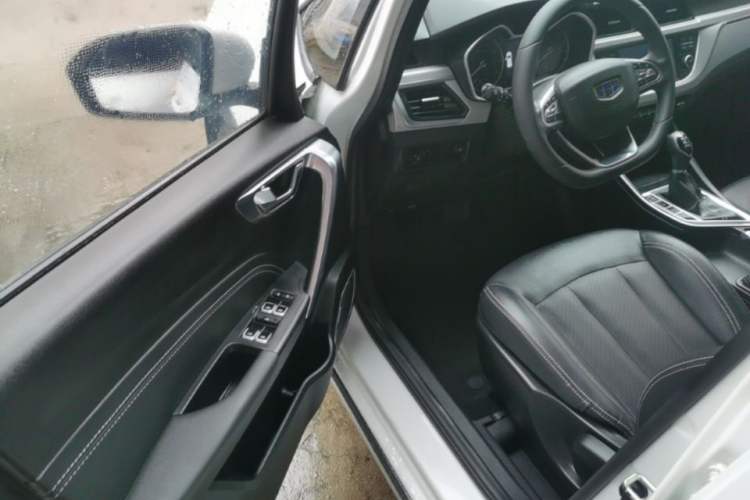 Used Geely Auto Vision X3 2019 Upgraded Model 1.5L CVT Elite Version Driver Seat