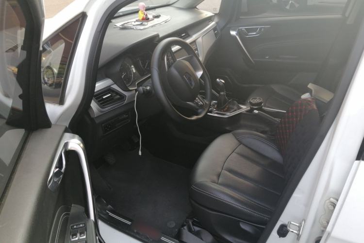 Used Geely Auto Vision X3 2019 Upgraded Model 1.5L Manual Luxury Version Driver Seat