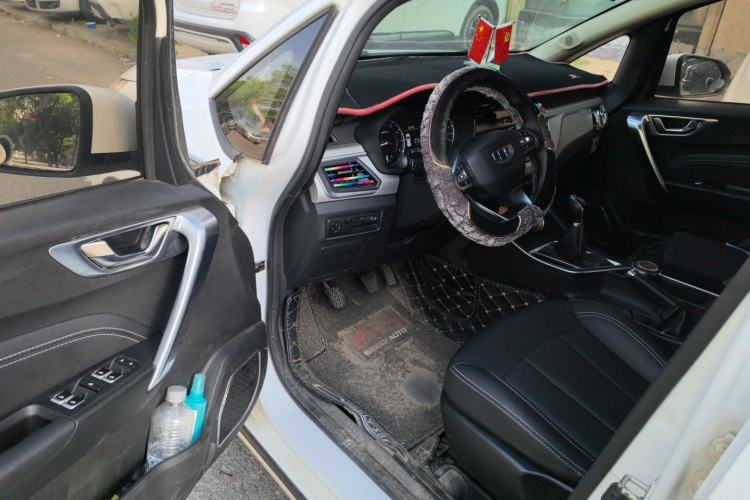 Used Geely Auto Vision X3 2019 Upgraded Model 1.5L Manual Elite Version Driver Seat