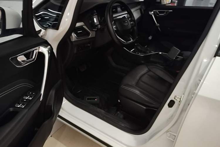 Used Geely Auto Vision X3 2019 Upgraded Model 1.5L CVT Elite Version Driver Seat
