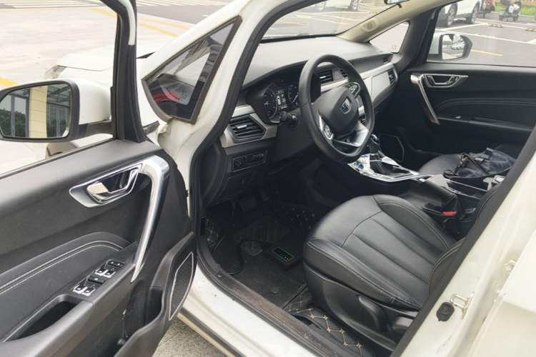 Used Geely Auto Vision X3 2019 Upgraded Model 1.5L CVT Prestige Version Driver Seat