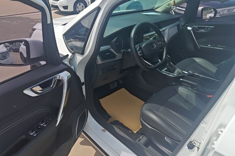 Used Geely Auto Vision X3 2019 Upgraded Model 1.5L CVT Prestige Version Driver Seat