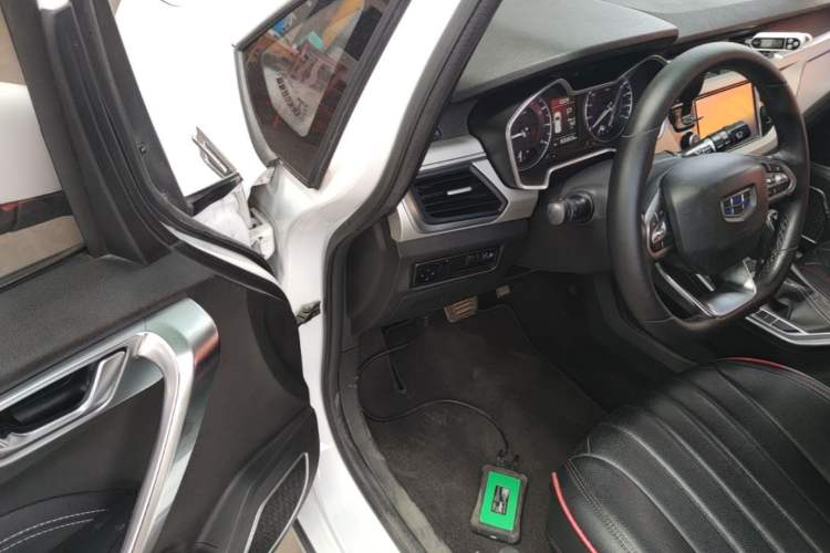 Used Geely Auto Vision X3 2019 Upgraded Model 1.5L CVT Elite Version Driver Seat