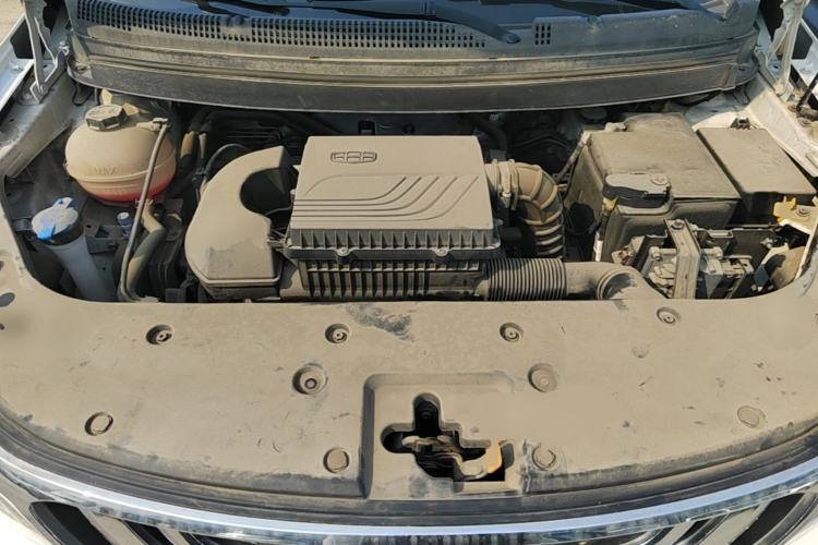 Used Geely Auto Vision X3 2019 Upgraded Model 1.5L CVT Prestige Version Engine Bay