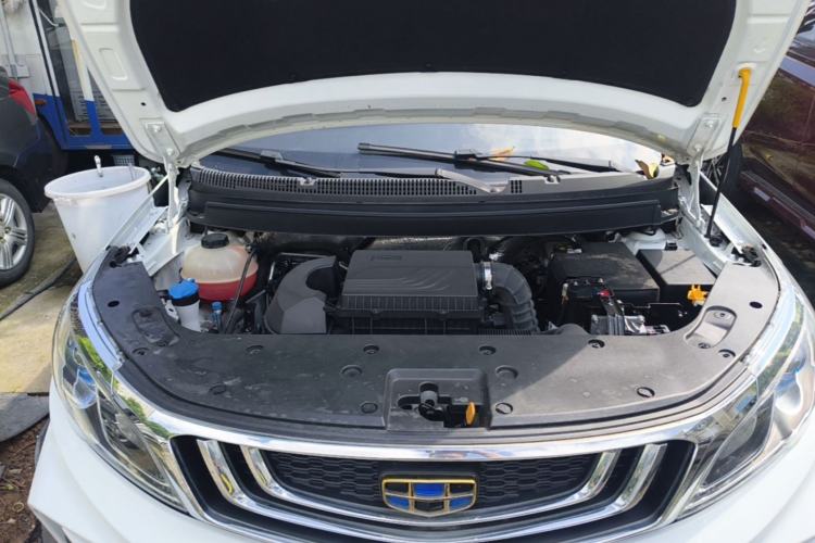 Used Geely Auto Vision X3 2019 Upgraded Model 1.5L CVT Elite Version Engine Bay