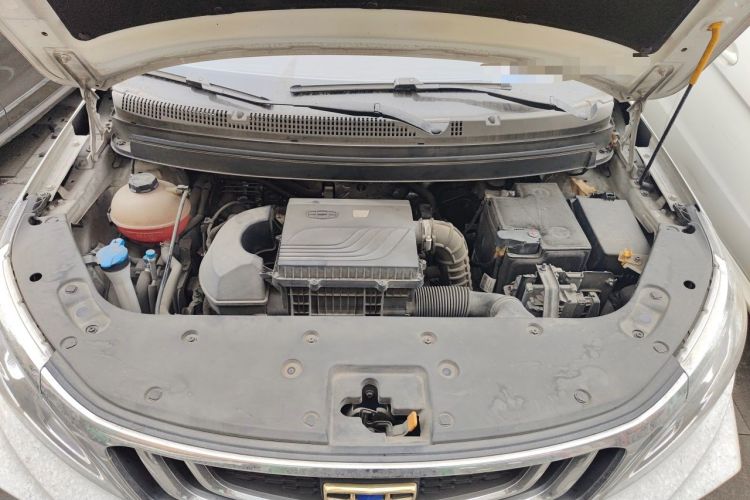 Used Geely Auto Vision X3 2019 Upgraded Model 1.5L CVT Prestige Version Engine Bay
