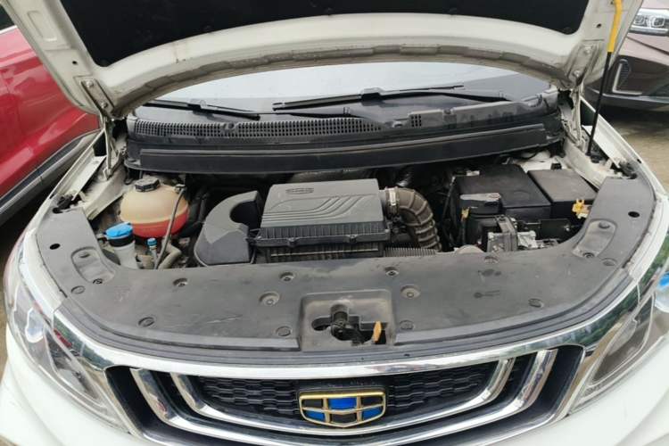 Used Geely Auto Vision X3 2019 Upgraded Model 1.5L CVT Elite Version Engine Bay