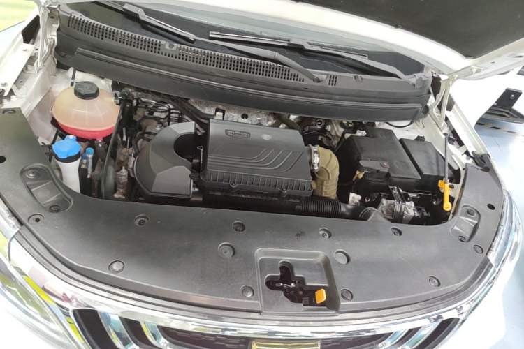 Used Geely Auto Vision X3 2019 Upgraded Model 1.5L CVT Elite Version Engine Bay