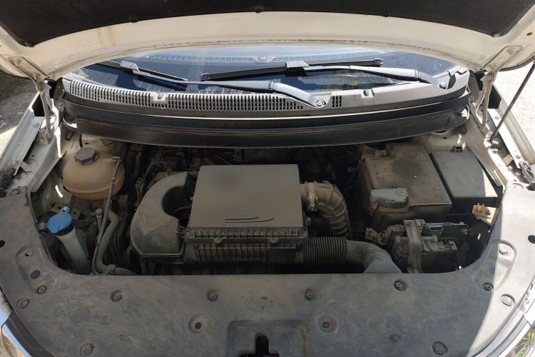 Used Geely Auto Vision X3 2019 Upgraded Model 1.5L CVT Prestige Version Engine Bay