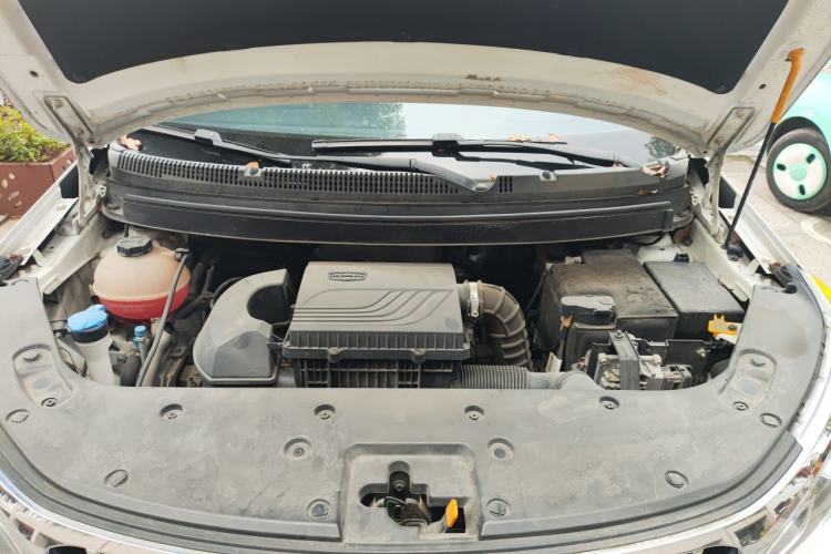 Used Geely Auto Vision X3 2019 Upgraded Model 1.5L CVT Elite Version Engine Bay