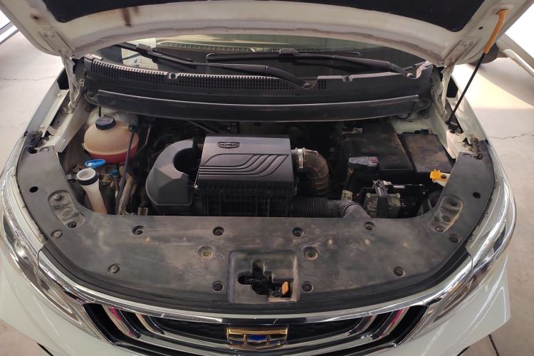 Used Geely Auto Vision X3 2019 Upgraded Model 1.5L CVT Elite Version Engine Bay