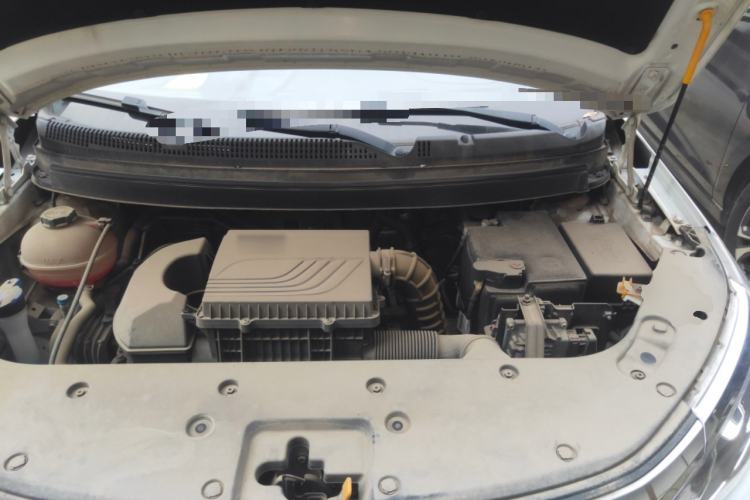 Used Geely Auto Vision X3 2019 Upgraded Model 1.5L CVT Prestige Version Engine Bay