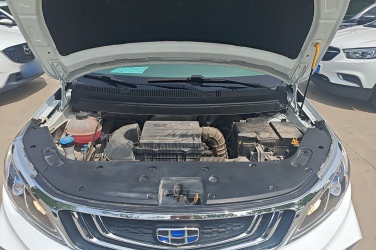 Used Geely Auto Vision X3 2019 Upgraded Model 1.5L CVT Prestige Version Engine Bay