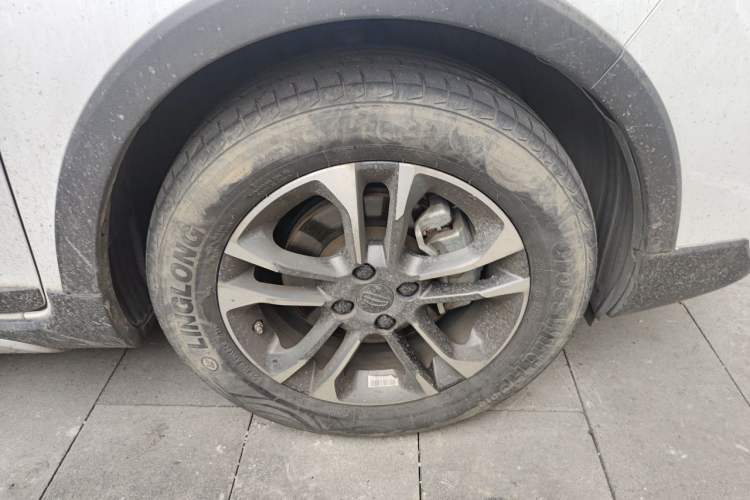 Used Geely Auto Vision X3 2019 Upgraded Model 1.5L CVT Prestige Version Exterior 1