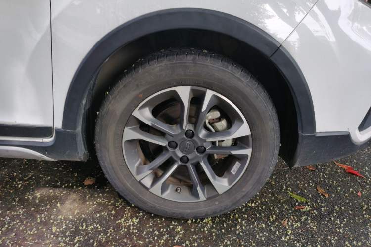 Used Geely Auto Vision X3 2019 Upgraded Model 1.5L CVT Prestige Version Exterior 1