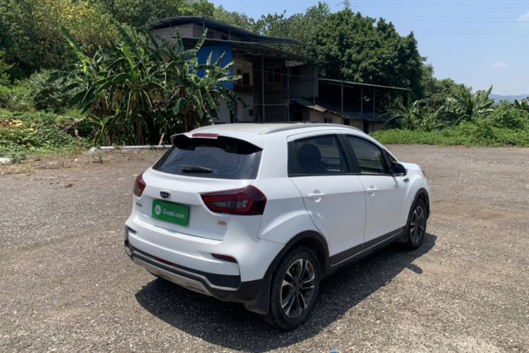 Used Geely Auto Vision X3 2019 Upgraded Model 1.5L Manual Elite Version Exterior 2