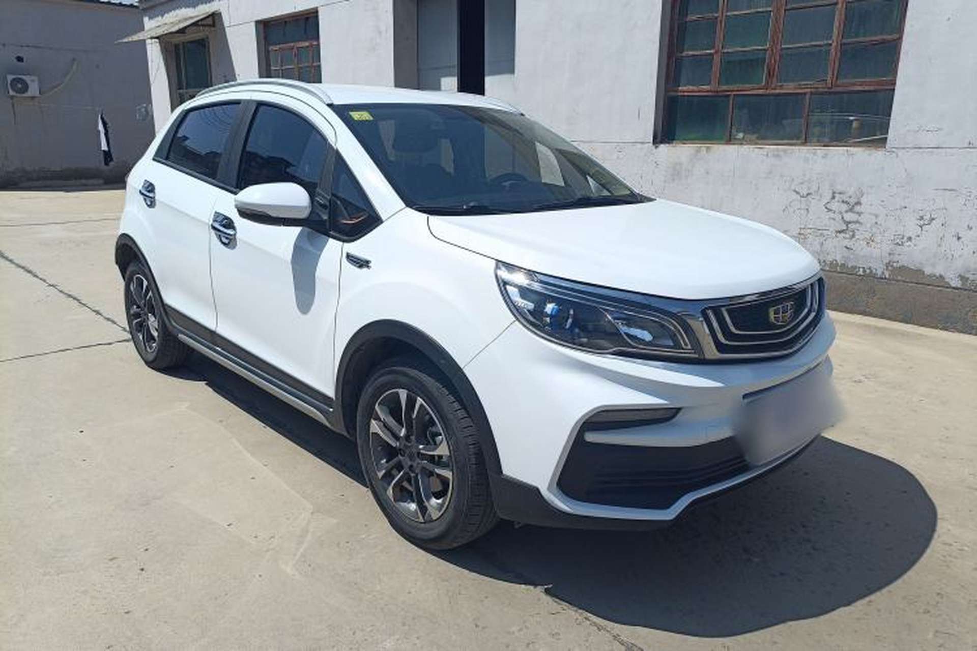 Used Geely Auto Vision X3 2019 Upgraded Model 1.5L CVT Elite Version Exterior 2